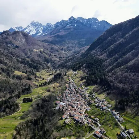 Cjase Di Doro Homestay *