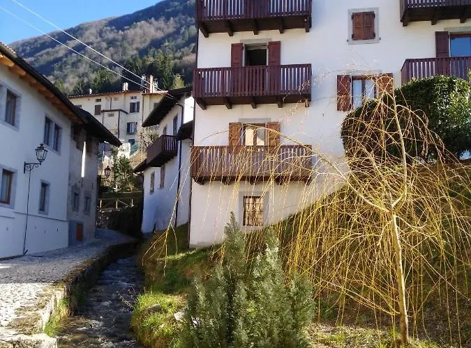 Cjase Di Doro Δωμάτια σε οικογενειακή κατοικία Illegio